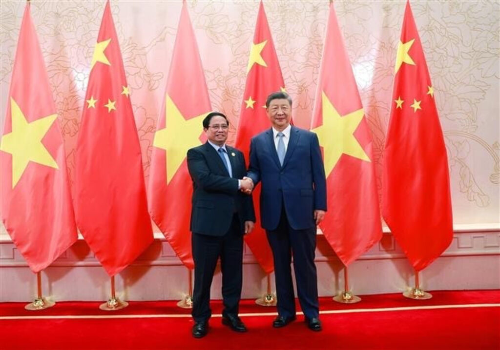 Phạm Minh Chính in a high-level bilateral engagement